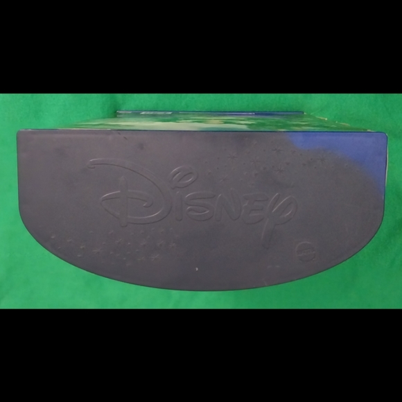 New in Box 1998 Barbie Disney Snow White Holiday Princess Doll 3rd Limited Ed. - Picture 3 of 5